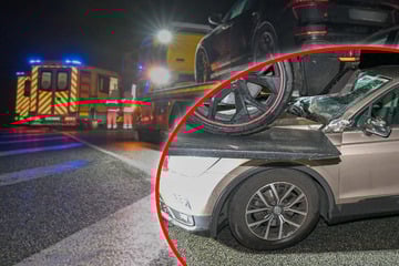 Unfall bei Bergungsarbeiten: VW-Fahrer übersieht Abschlepper