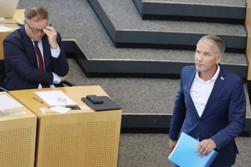 Niederlage für Höcke! Misstrauensvotum scheitert, Mario Voigt bleibt Ministerpräsident