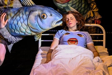 Dresden: Als "Neutrum" zum Außenseiter verdammt: Staatsschauspiel zeigt das Leben von "Toto"