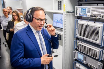 Dresdner Raumfahrt-Firmen aufgekauft: "Strahlkraft von Space Saxony wächst weiter"
