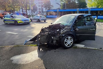 Schwerer Unfall mit Straßenbahn in Chemnitz
