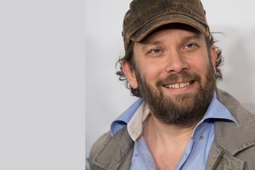 Christian Ulmen: Christian Ulmen wieder vergeben? Hier turtelt er mit einer schönen Unbekannten auf Mallorca