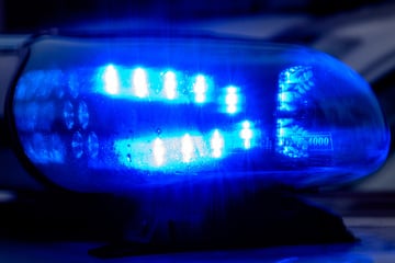 Nächtliche Massenschlägerei in Burg: Polizei muss 40-köpfige Gruppe auflösen