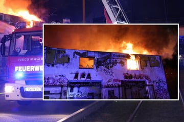 Chemnitz: Großbrand in leerstehender Lagerhalle in Chemnitz: Polizei ermittelt wegen Brandstiftung