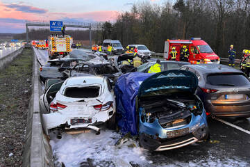 Unfall A3: Mehrere Unfälle auf der A3 bei Würzburg: Autos brennen, mindestens zwei Tote