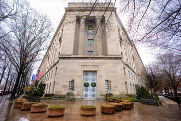 Judge finds Trump admin lawyer in contempt for refusing to comply with immigration orders