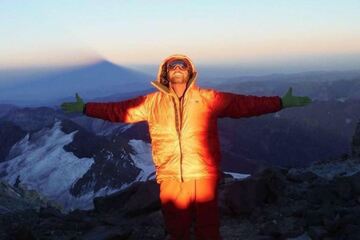 Er kollabierte auf dem Mount Everest, doch seine Leiche wird man wohl