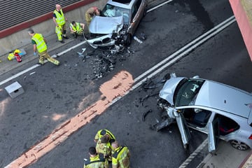 Schwerer Unfall in Nickern: BMW und Kia krachen frontal zusammen