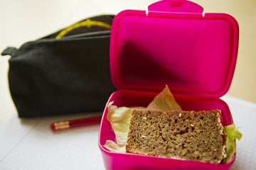 Leipzig: Stadtrat-Streit um Mittagessen an Leipziger Schulen: "Müssen die Familien mehr in die Pflicht nehmen"
