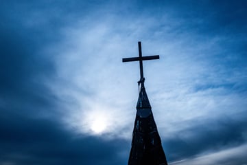 Jugendliche abgefüllt und missbraucht: Katholischer Priester gesteht Gräueltaten