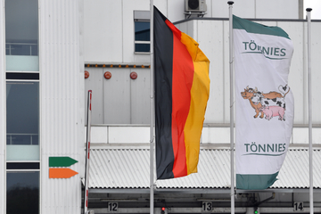 Exportverbot von deutschem Schweinefleisch: Tönnies schließt Abteilung in Weißenfels