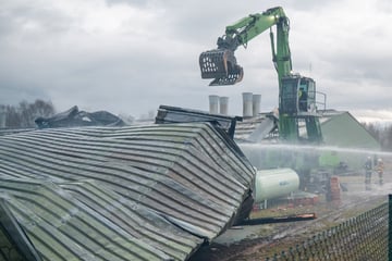 Hühnerstall in Flammen: Halbe Million Euro Schaden bei Brand in der Oberpfalz