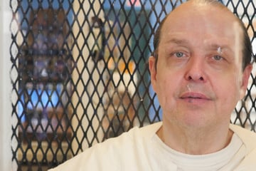 Execution date set in controversial "shaken baby" case of Robert Roberson