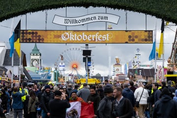 Dekadenz auf der Wiesn: Oktoberfest-Video sorgt für Fassungslosigkeit im Netz