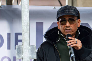 Xavier Naidoo tritt bei Verschwörungs-Demo in Berlin auf