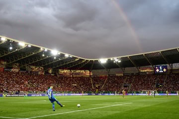 Jeden Morgen riesige Löcher im Platz: Bedroht Rattenplage WM-Quali-Spiel?