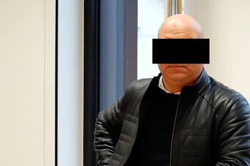 Krummer Deal mit der Falschgeld-Mafia? Blüten-Razzia bei Chemnitzer Firmen-Chef