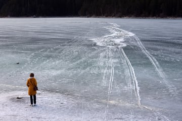"Akute Lebensgefahr": Stadt Jena warnt vor Betreten zugefrorener Gewässer