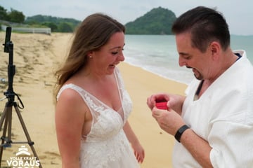 Uwe Herrmann überrascht Freundin mit Schmuckkästchen am Strand: "Habe damit null gerechnet!"