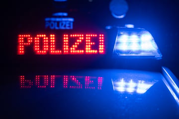 Brutale Attacke auf Senioren, neun Autos beschädigt: Aggressiver Mann randaliert in Löbtau
