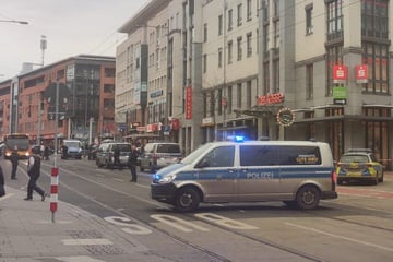 Dresden: Versuchter Bankraub in Löbtau: Mann zückt Messer in Sparkasse