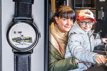 Dresden: Da strahlt Vincent (7): Eine Chef-Uhr für Dresdens kleinsten Straßenbahn-Fan