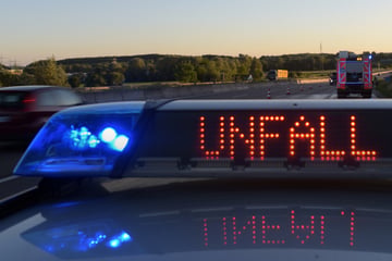 Schwerer Unfall mit Lkw: B12 komplett gesperrt