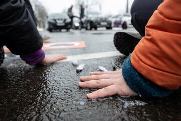 München: "Ich habe ein Sekundenkleber-Transportverbot": Klimaaktivisten drohen 1000 Euro Strafe