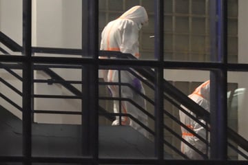 Durchsuchungen nach Schüssen im Norden: Ermittler prüfen Verbindung zu getöteten Männern in Hamburg