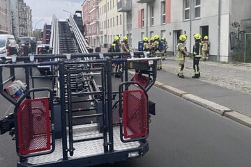 Berlin: Treppenhaus in Rummelsburg voller Rauch: 15 Menschen müssen raus