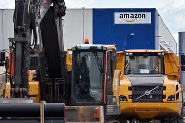 Amazon vergrößert sich: Spatenstich für neues Logistikzentrum in Erfurt
