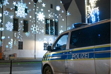 Einsatzkräfte mit Pyrotechnik beschossen: Innenministerin verurteilt Silvester-Angriffe