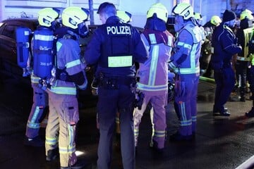 Berlin: Nächtlicher Wohnungsbrand in Neu-Hohenschönhausen: Mieter in Krankenhaus