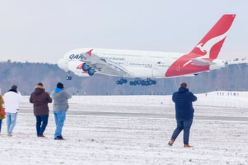 Dresden: Er ist gelandet! Airbus A380 in Dresden angekommen