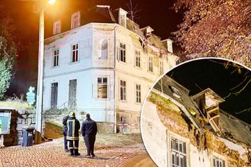 Dachziegel auf Fahrbahn geknallt: Straße wegen Hausruine dicht