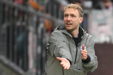Zweitliga-Trainer wettert nach Pleite gegen den Schiri: "Wenn das ein Foul ist..."