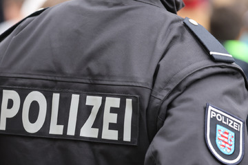 Ermittlungen: Haben sechs Polizisten Interna an rechtsextreme Gruppierung weitergegeben?