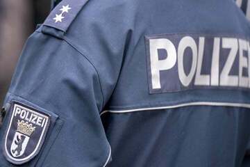 Berlin: Kinderporno-Vorwürfe: Ermittler durchsuchen Wohnung eines Berliner Polizisten