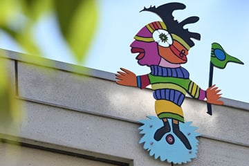 Chemnitz: Knallbunte Figuren gegenüber vom Chemnitzer Rosenhof: Was steckt dahinter?