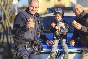 Frankfurt: Zwiebeln bei der Verbrecherjagd: Idee des kleinen Theo (4) lässt Lachtränen fließen