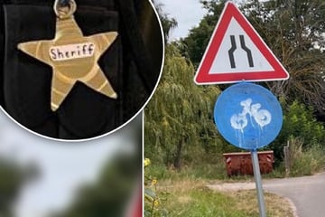 Nicht genügend Radwege vorhanden: "Sheriff" übersprüht einfach Verkehrsschilder