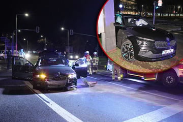 Abend-Crash in der Dresdner City: Skoda und Audi brettern ineinander
