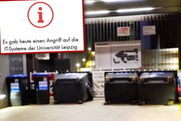 Leipzig: Uni Leipzig im Visier: Barrikade vor Eingang und Hacker-Angriff