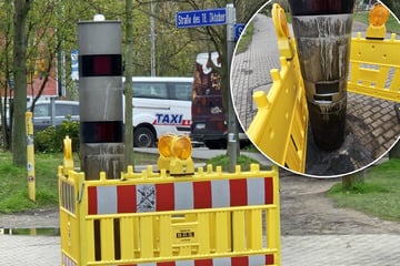 Blitzersäule in Leipziger Zentrum angezündet: 100.000 Euro Schaden