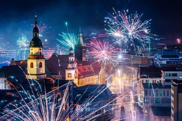 Chemnitz: Silvester in Chemnitz: Hier habt Ihr den besten Blick aufs Feuerwerk!