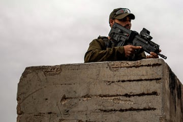 Nahost-Konflikt: Brandsätze geworfen - Israels Armee tötet Jugendliche nahe Ramallah