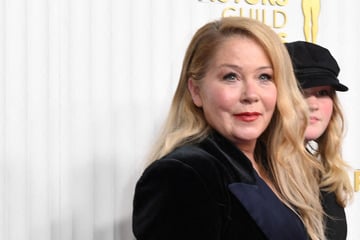 Nach monatelangem Klinikaufenthalt: Lebenszeichen von MS-kranker Christina Applegate