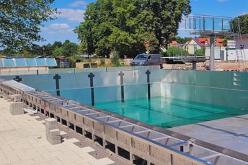 Leipzig: "Unvorhergesehene Probleme": Sächsische Stadt sagt Freibad-Opening ab