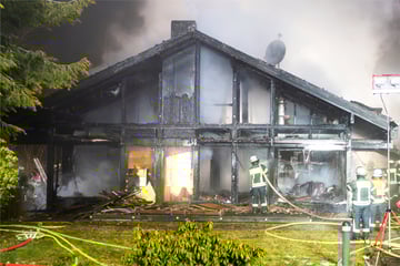 Wohnhaus-Brand im Taunus: Zwei Menschen in Klink