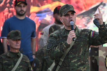 Venezuela accuses US fighter jets of flying near shores amid escalating tensions